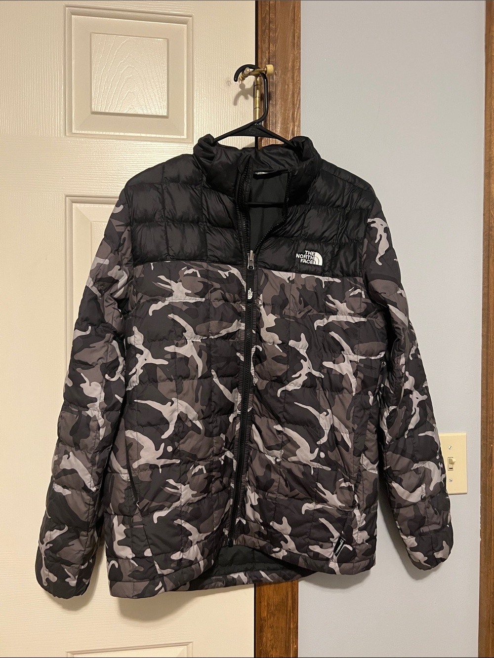 The North Face Kids Black & Gray Camo Puffer Jacket